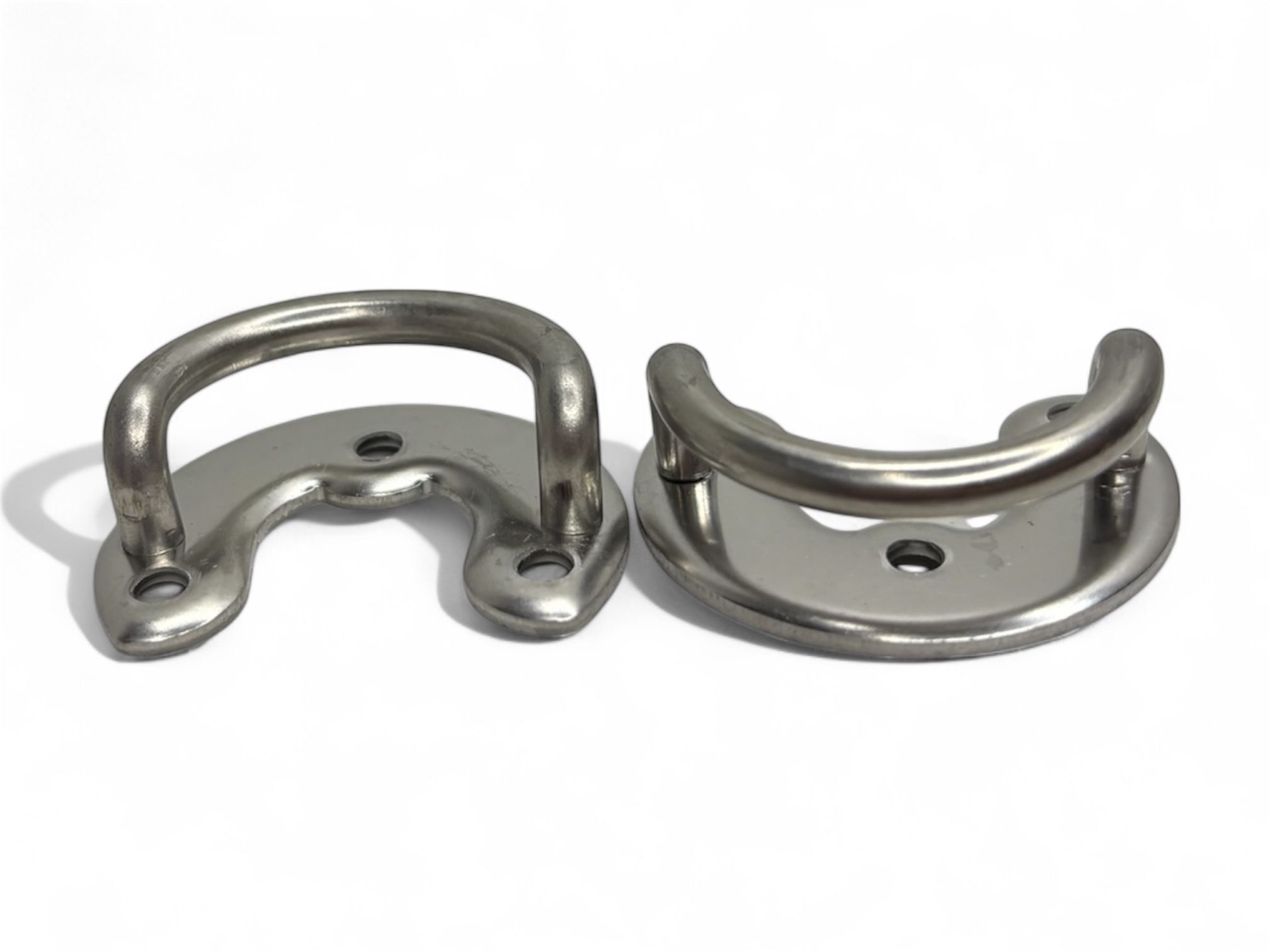 Shoulder Strap Bracket for Accordion/ Plate round Silver. (1 Pair)